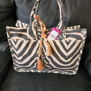 Vince camuto orla tote